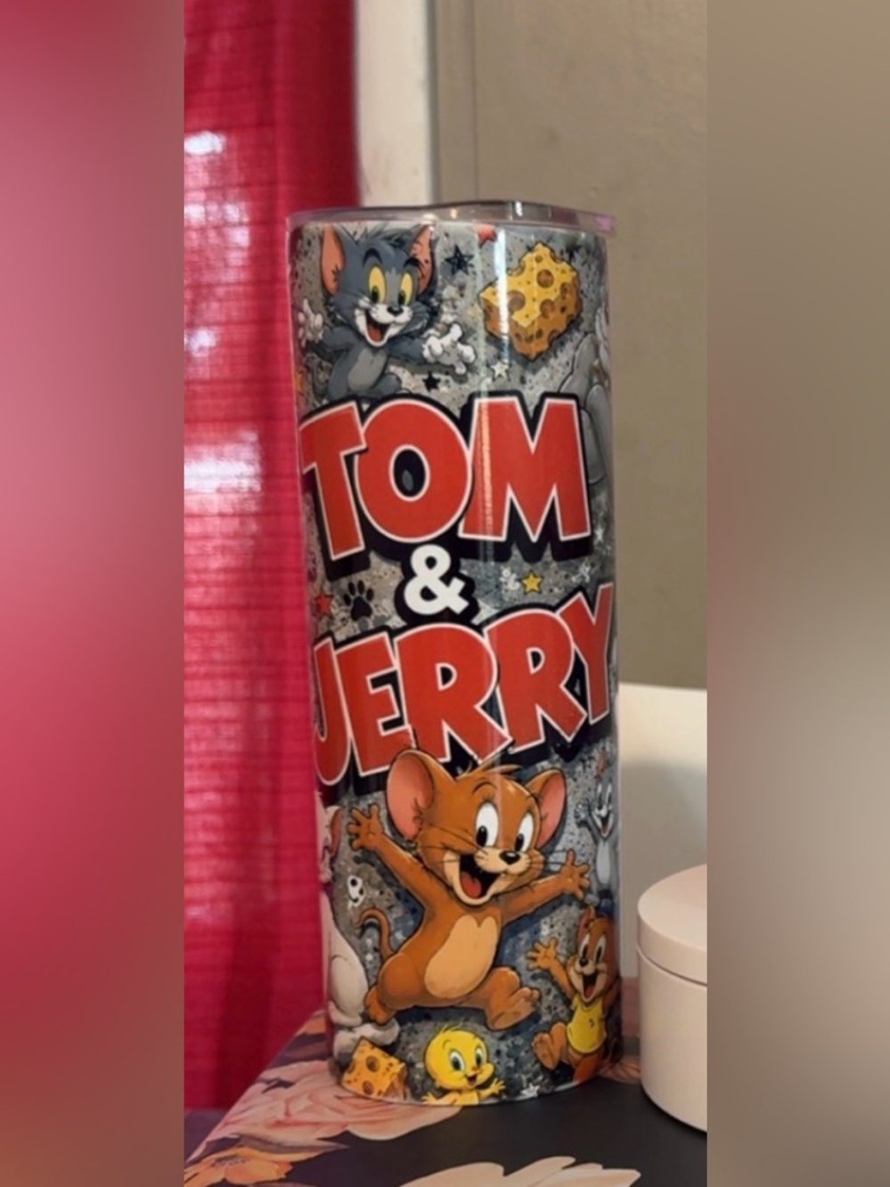 Tom and Jerry 20onza tumblers
